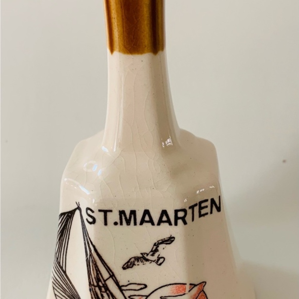 St. Maarten bell